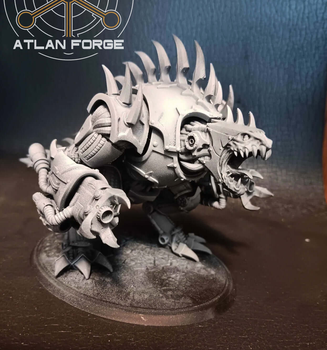 Demon War Machine – Modular Resin Miniature showcasing a cybernetic monster with spikes and weapons.