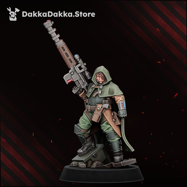 Cloaked sniper miniature with oversized long rifle, green hood and leather armour, side view
