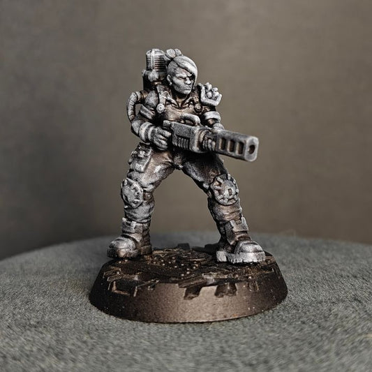 Ballad of the Street Cats Tech Girls heavy weapon specialist resin miniature, front view, 28-32mm scale