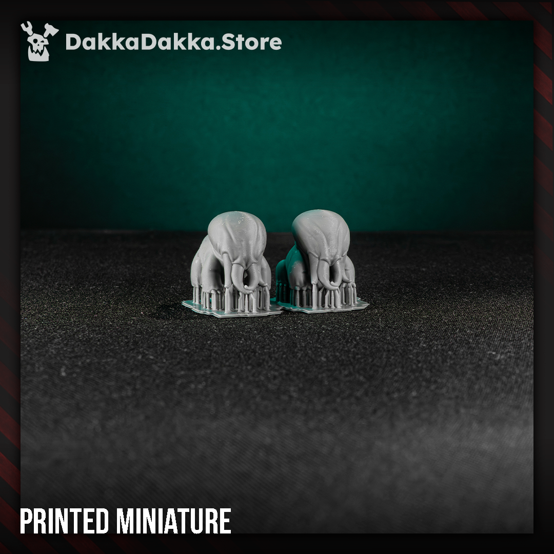 Tet’o Abyss Hound Puppies miniature set, Trench Crusade Style deep-sea horror creatures on round bases